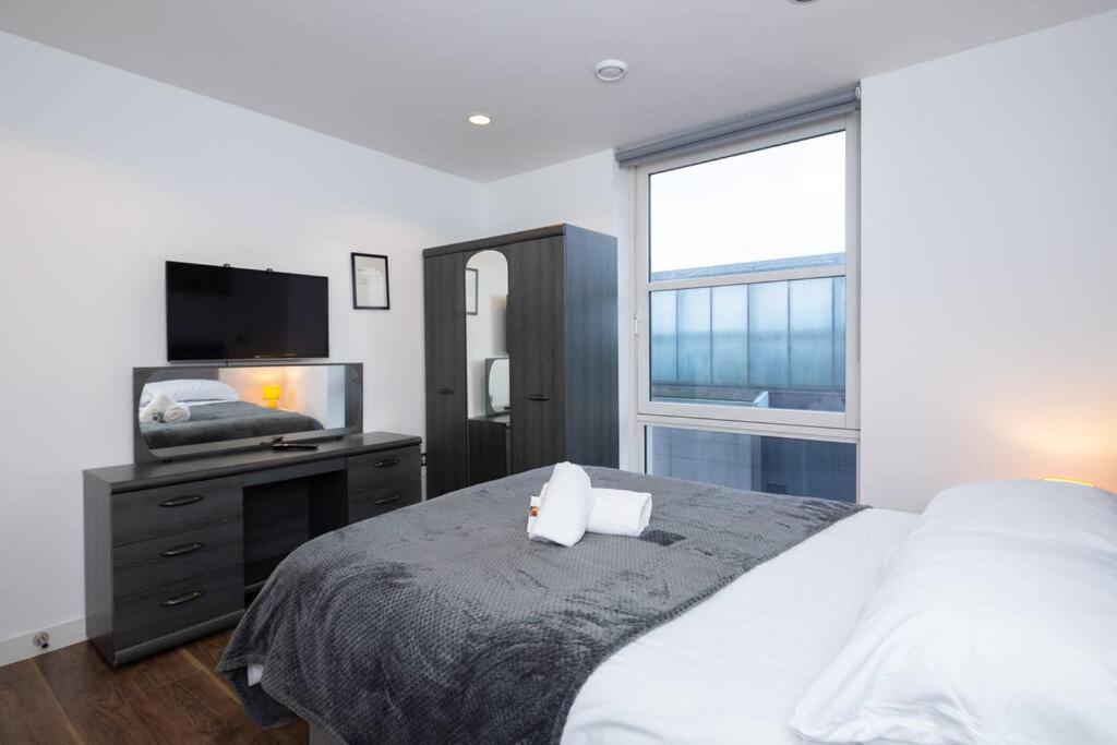 Stylish Mediacity 2Bed, Sleeps 6, Amazing Views Mánchester Exterior foto