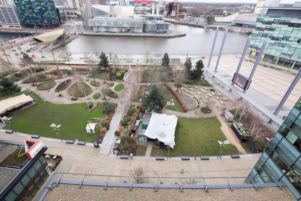 Stylish Mediacity 2Bed, Sleeps 6, Amazing Views Mánchester Exterior foto